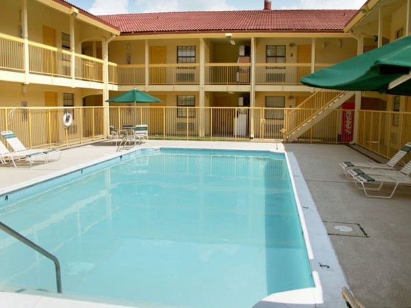 La Quinta Inn By Wyndham Baton Rouge University Area Zewnętrze zdjęcie